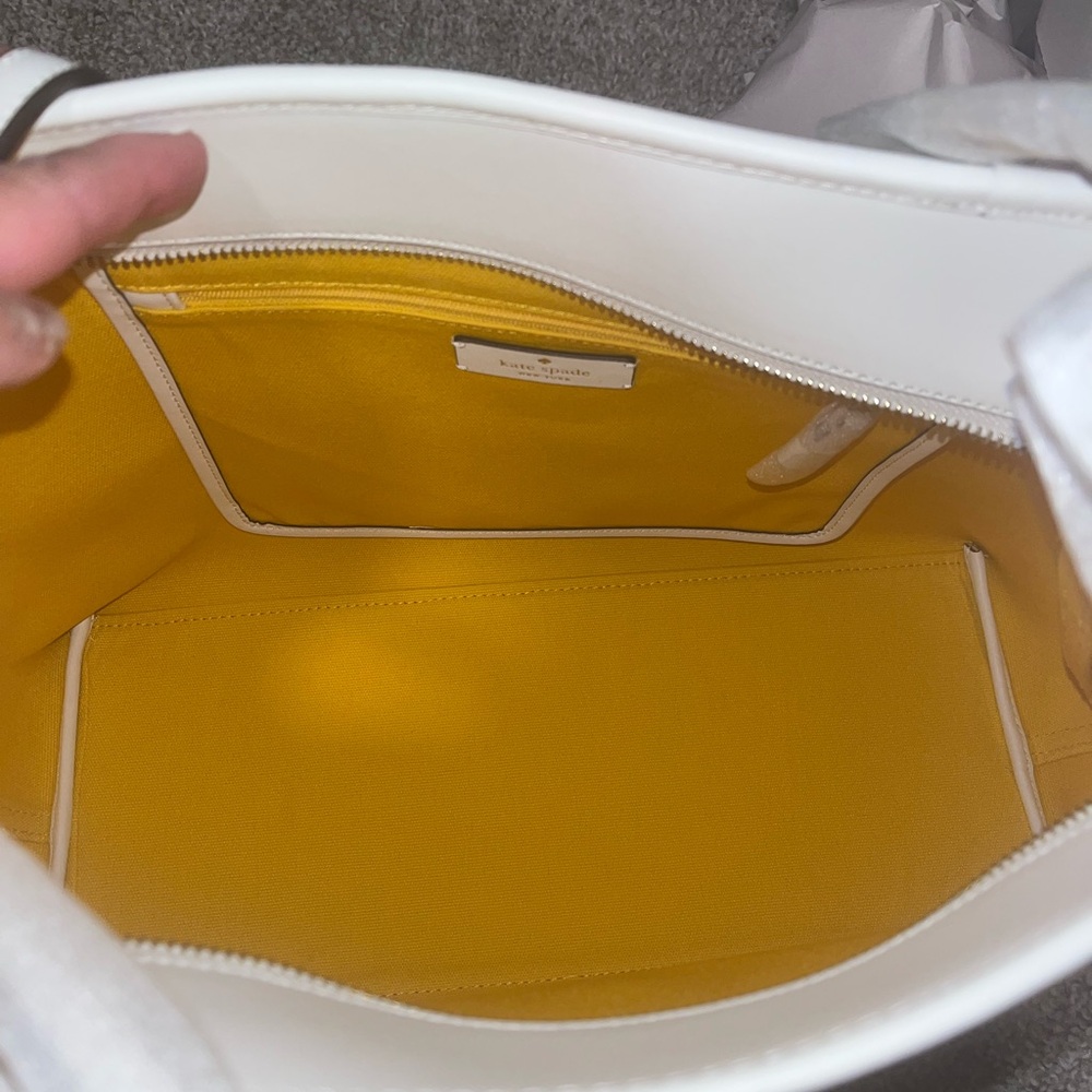 NWT Kate Spade Street Tote - Picture 6 of 7